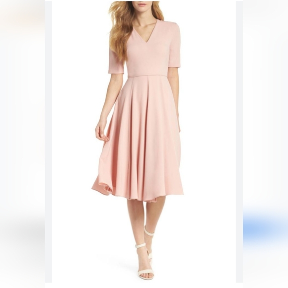 Gal Meets Glam Dresses & Skirts - ⭕️ PRICE FIRM Gal Meets Glam Pink Crepe Dress Size 2 Blogger Favorite